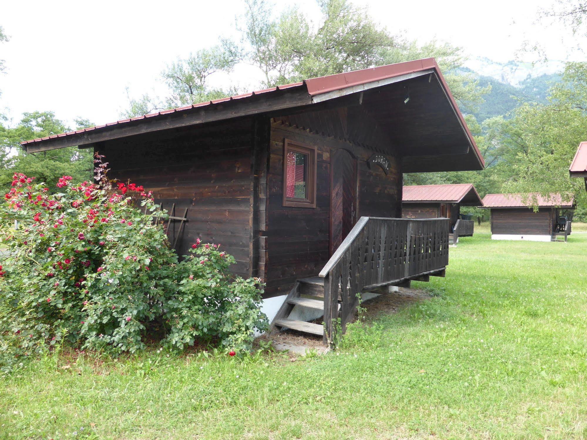 Camping L'Ecureuil - Mont-Blanc Village Domancy 外观 照片