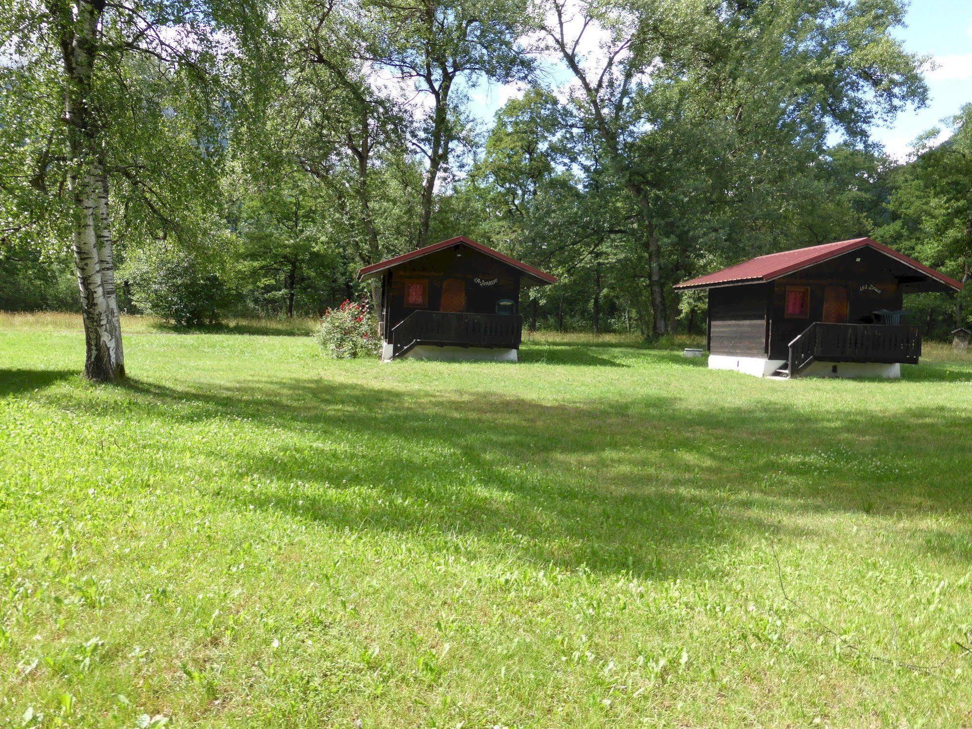 Camping L'Ecureuil - Mont-Blanc Village Domancy 外观 照片