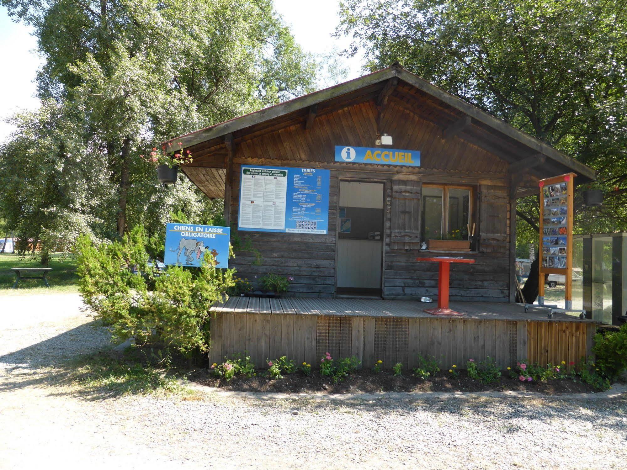 Camping L'Ecureuil - Mont-Blanc Village Domancy 外观 照片
