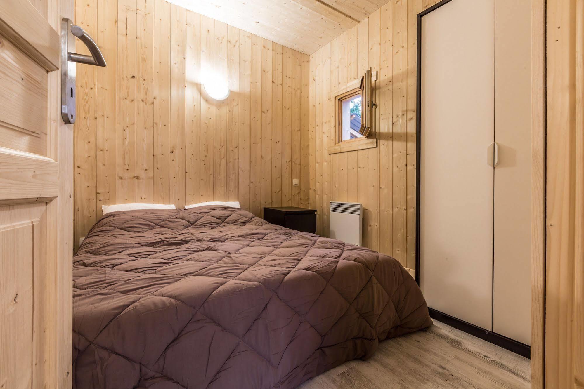 Camping L'Ecureuil - Mont-Blanc Village Domancy 外观 照片